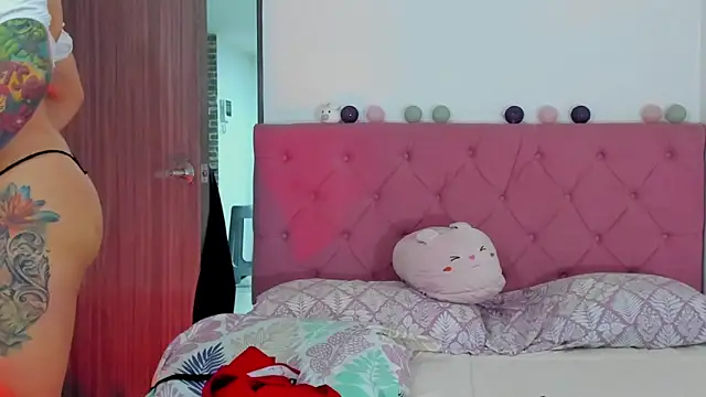 Snapshot of ela_black chatting on 02.21.25 ela black online show from 02.21.25