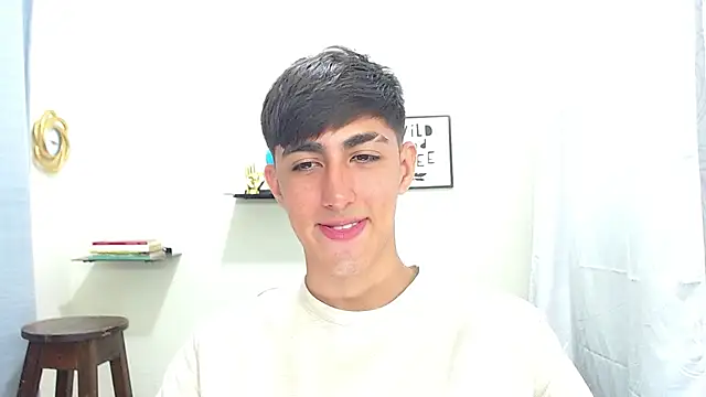 Snapshot of babymaik chatting on 02.21.25 babymaik online show from 02.21.25