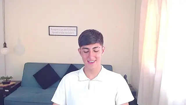 Snapshot of babymaik chatting on 02.25.25 babymaik online show from 02.25.25