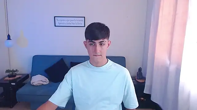 Snapshot of babymaik chatting on 03.08.25 babymaik online show from 03.08.25