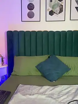 Tyla Ks online show from 03.06.25