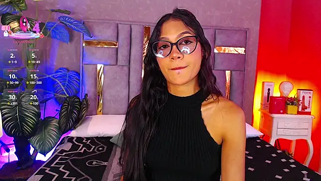 Tyla Ks online show from 12.03.25