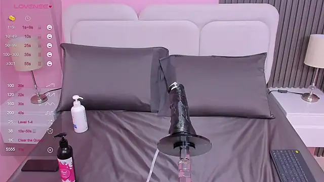 honey sofii  online show from 03.08.25