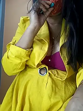 Snapshot of IND9876 chatting on 02.27.25 IND9876 online show from 02.27.25