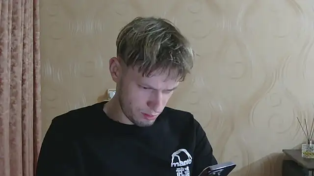 Snapshot of frama666 chatting on 11.03.25 frama666 online show from 11.03.25