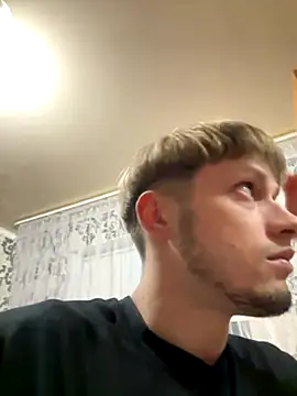 Snapshot of frama666 chatting on 11.15.25 frama666 online show from 11.15.25