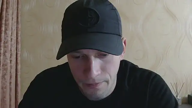 Snapshot of frama666 chatting on 04.18.26 frama666 online show from 04.18.26