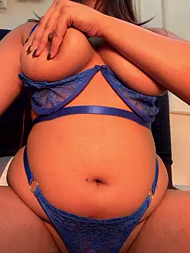 Snapshot of isha_sassy chatting on 01.09.26 isha sassy online show from 01.09.26