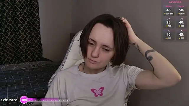 Luna Loveee online show from 03.13.26