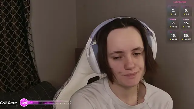 Luna Loveee online show from 03.25.26