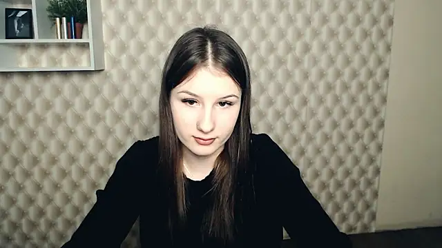 Snapshot of _MiaAngell chatting on 03.15.25 MiaAngell online show from 03.15.25