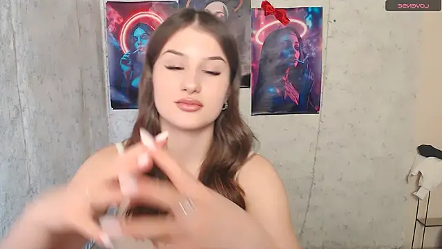  MiaAngell online show from 01.11.26