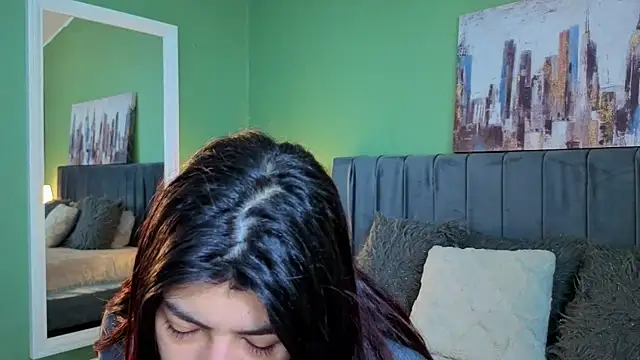 Cassie bloom online show from 04.02.26