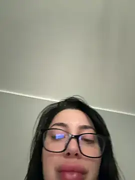 Mia Splash online show from 02.23.26