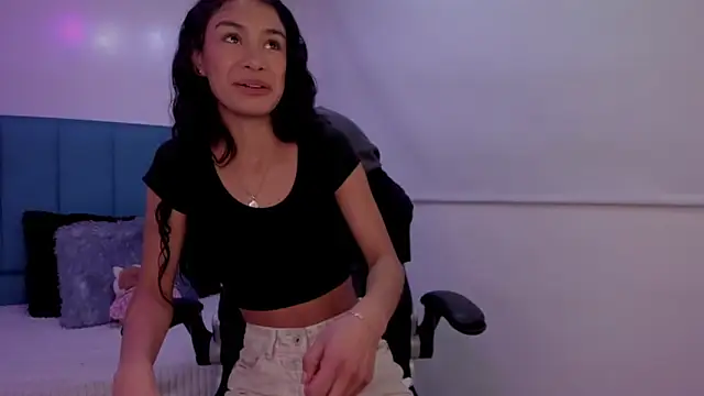 Anniie  Evans online show from 10.07.25