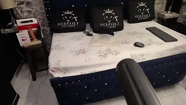 miha sex91 online show from 11.11.25