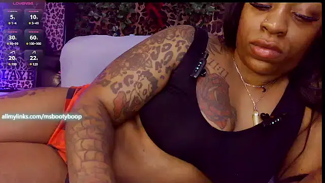 MsBootyBoop online show from 05.10.26