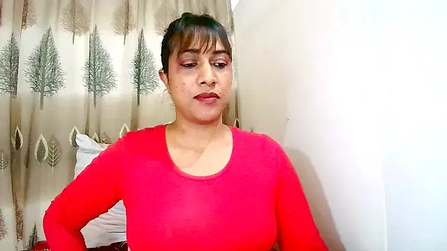 Snapshot of Indian_Erotic69 chatting on 07.07.26 Indian Erotic69 online show from 07.07.26