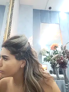 Bella Posh online show from 10.21.25