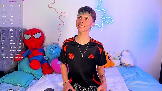 callum 77 online show from 10.08.25