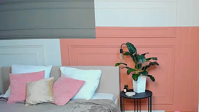 Snapshot of _BunnyDollStella_ chatting on 03.11.25 BunnyDollStella online show from 03.11.25