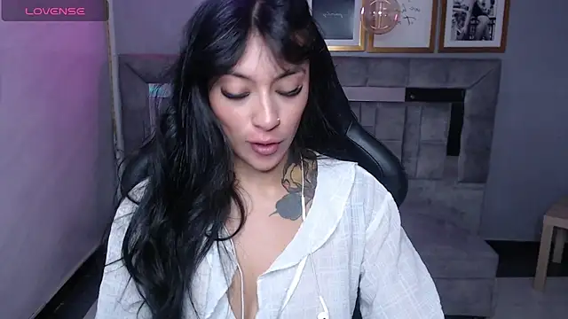 Snapshot of Isabella_Collen_v chatting on 09.11.25 Isabella Collen v online show from 09.11.25