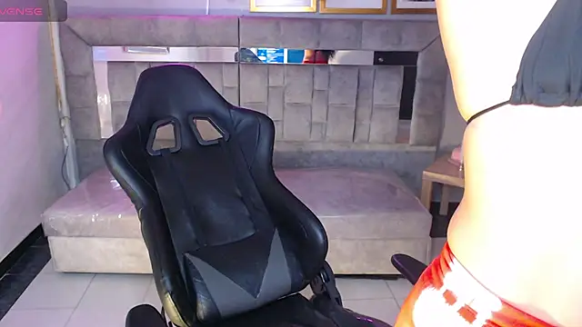 Snapshot of Isabella_Collen_v chatting on 11.10.25 Isabella Collen v online show from 11.10.25