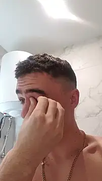 Snapshot of GoodGG chatting on 02.13.26 GoodGG online show from 02.13.26