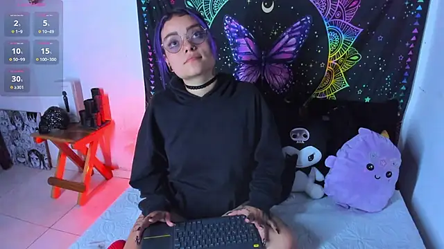 ChloeAllennn online show from 02.28.25