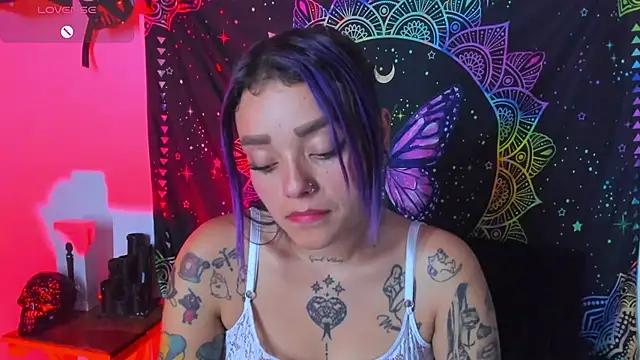 ChloeAllennn online show from 03.23.25