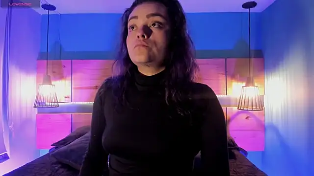 ChloeAllennn online show from 11.28.25