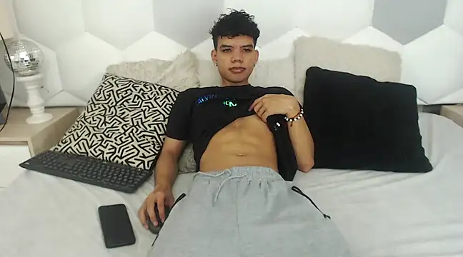 Axel Forte online show from 03.06.25