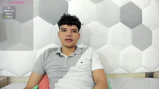 Axel Forte online show from 11.08.25