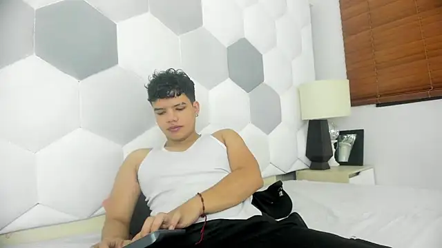 Axel Forte online show from 04.14.26