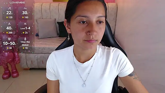 Snapshot of madhison_klain_s chatting on 09.17.25 madhison klain s online show from 09.17.25