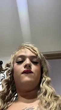 Snapshot of ScarletThompsonx chatting on 05.15.26 ScarletThompsonx online show from 05.15.26