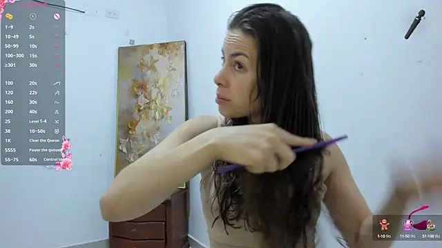 Snapshot of jessyegoldenn chatting on 09.20.25 jessyegoldenn online show from 09.20.25