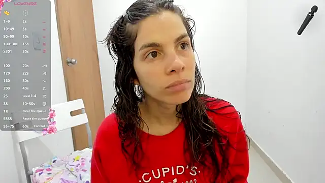 jessyegoldenn online show from 04.16.26