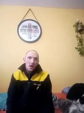 Snapshot of Machura chatting on 01.10.26 Machura online show from 01.10.26