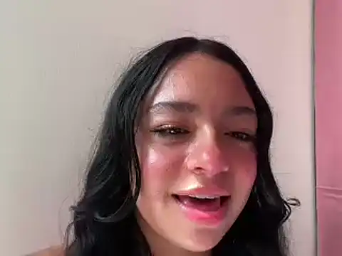 Snapshot of hellokitty__valery chatting on 02.27.25 hellokitty valery online show from 02.27.25