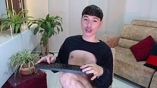 Snapshot of cod_dolll chatting on 10.21.25 cod dolll online show from 10.21.25