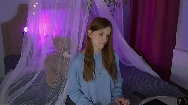 Amber Rogers online show from 04.12.26