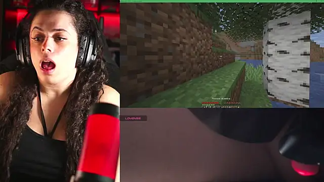 Snapshot of sharonurbex chatting on 03.03.26 sharonurbex online show from 03.03.26