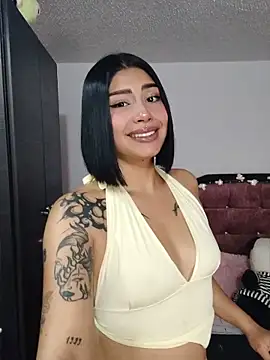 Snapshot of Kylie_brazt chatting on 06.10.26 Kylie brazt online show from 06.10.26