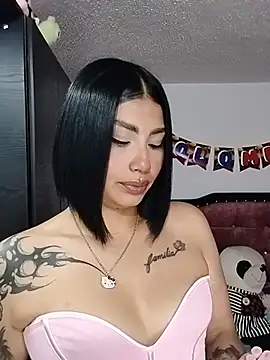 Snapshot of Kylie_brazt chatting on 06.26.26 Kylie brazt online show from 06.26.26