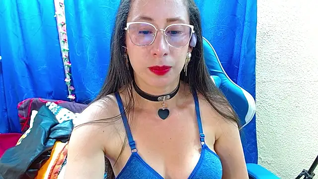 Gia leinn online show from 04.11.26