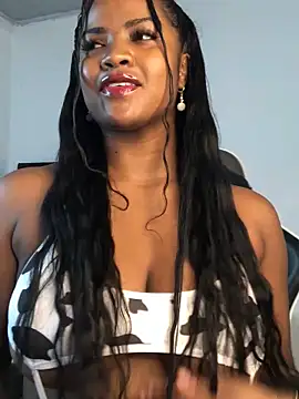 Snapshot of ValerieBlakee chatting on 05.27.26 ValerieBlakee online show from 05.27.26