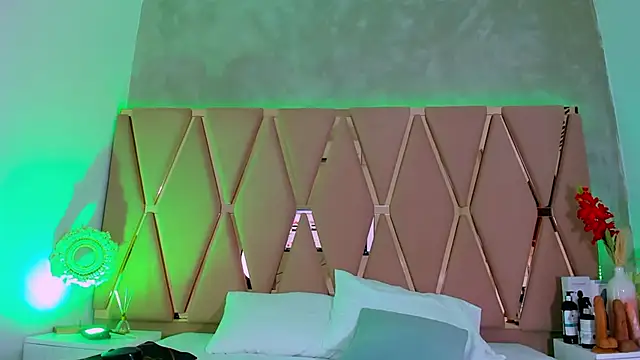 Emily Black1 online show from 04.17.26