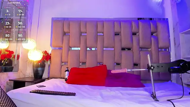 Snapshot of ValentinoMoreti chatting on 03.15.25 ValentinoMoreti online show from 03.15.25