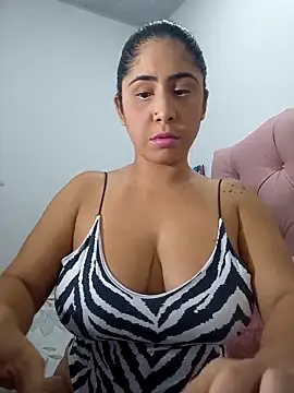 Snapshot of Lilith_30 chatting on 12.02.25 Lilith 30 online show from 12.02.25